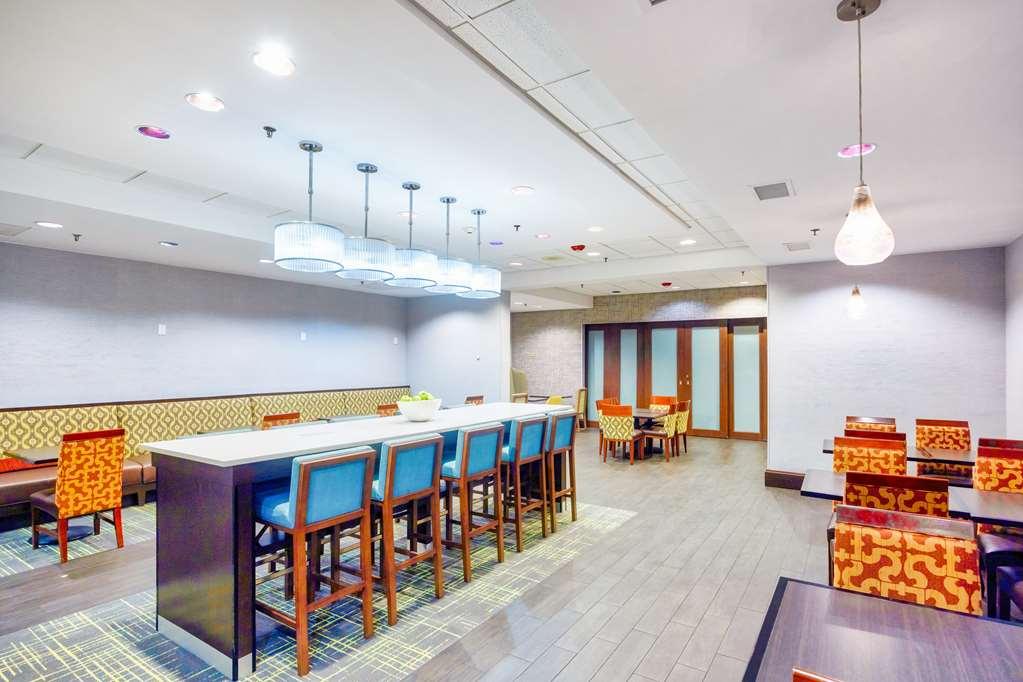 Hampton Inn Haverhill Restaurant foto